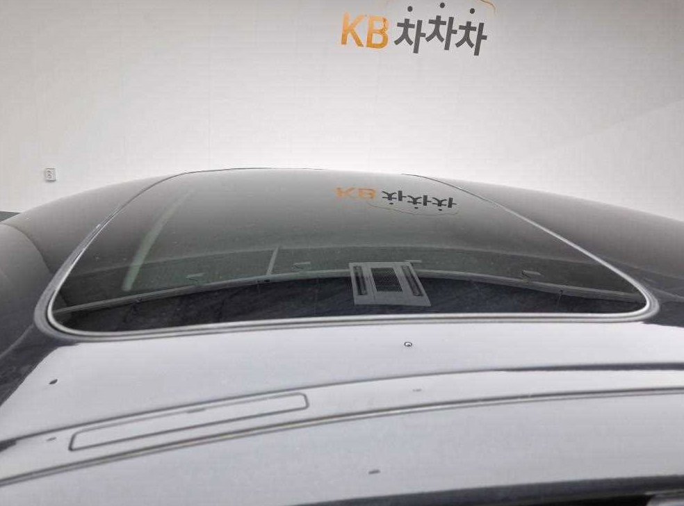 BMW 5시리즈 520d 사진 13