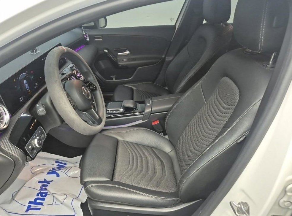 벤츠 A 클래스 A250 4MATIC 세단 사진 11