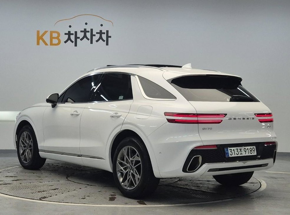 제네시스 GV70 2.5T 가솔린 AWD 사진 2