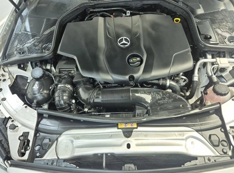 벤츠 C 클래스 C220 d 4MATIC 사진 17