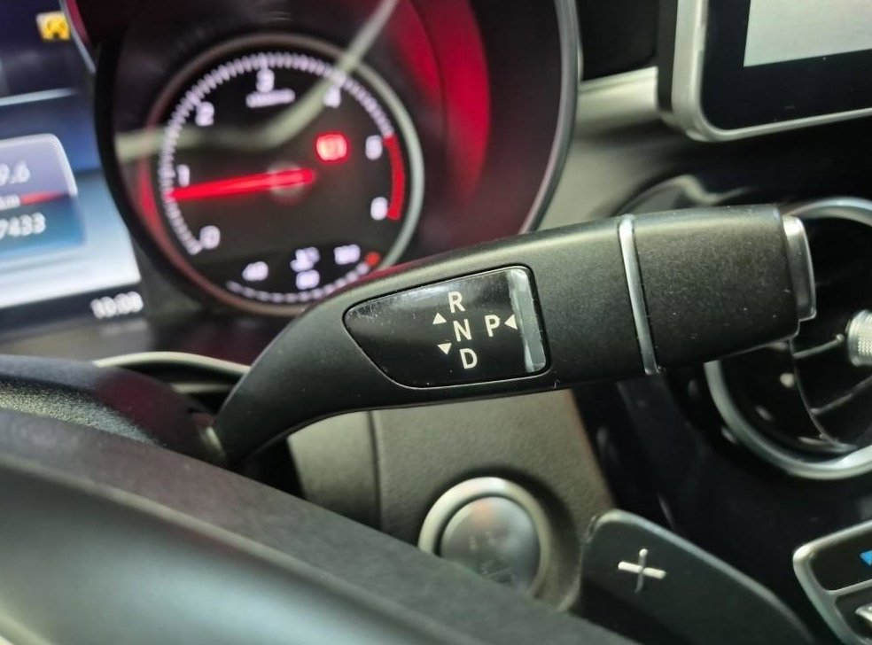 벤츠 C 클래스 C220 d 4MATIC 사진 20