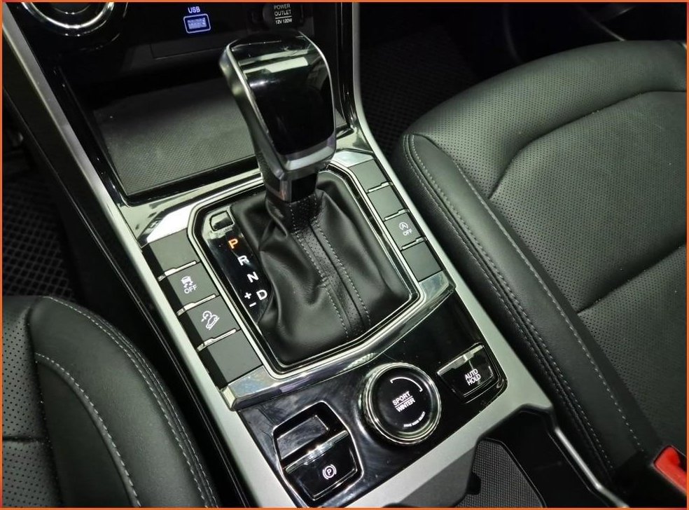 KG모빌리티(쌍용)  코란도 2WD 가솔린 1.5 C5 플러스 사진 13