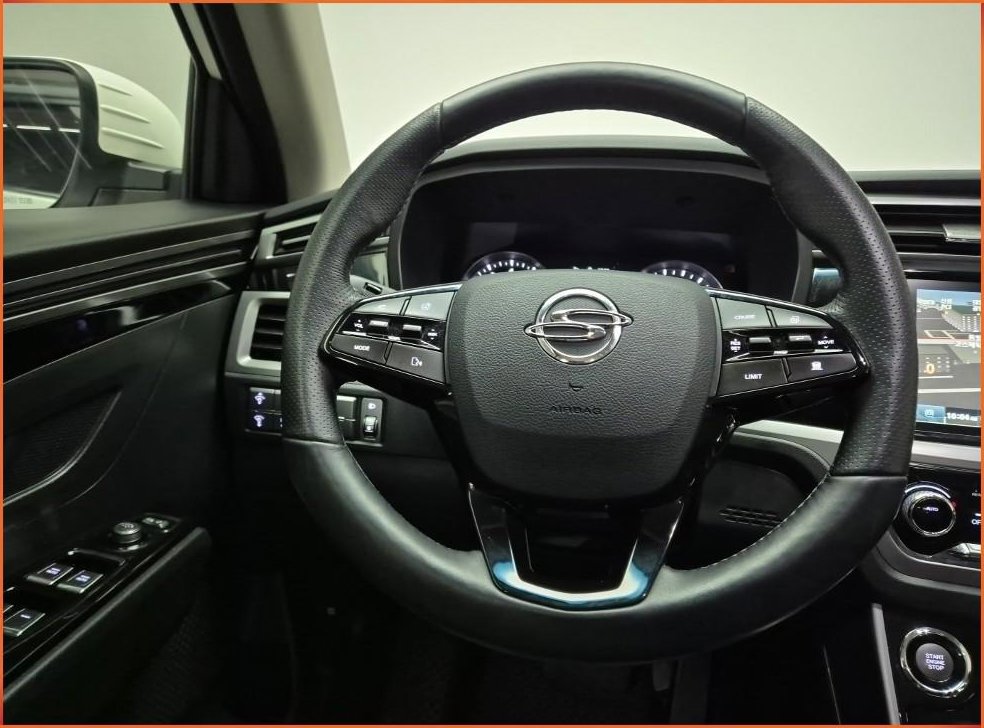 KG모빌리티(쌍용)  코란도 2WD 가솔린 1.5 C5 플러스 사진 14