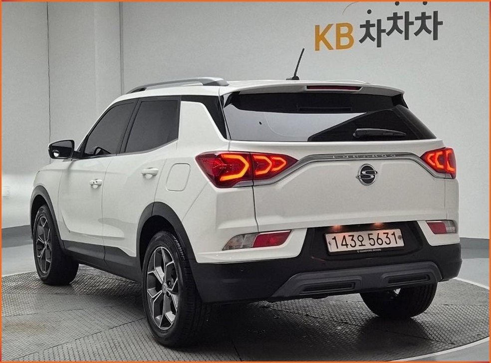 KG모빌리티(쌍용)  코란도 2WD 가솔린 1.5 C5 플러스 사진 4
