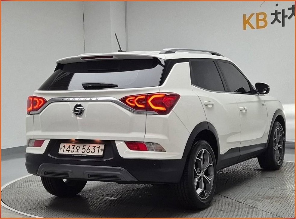 KG모빌리티(쌍용)  코란도 2WD 가솔린 1.5 C5 플러스 사진 5