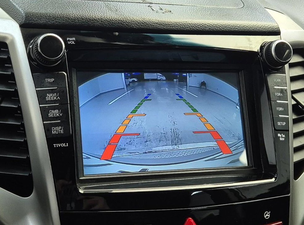 KG모빌리티(쌍용)  티볼리 디젤 2WD 1.6 VX 사진 14