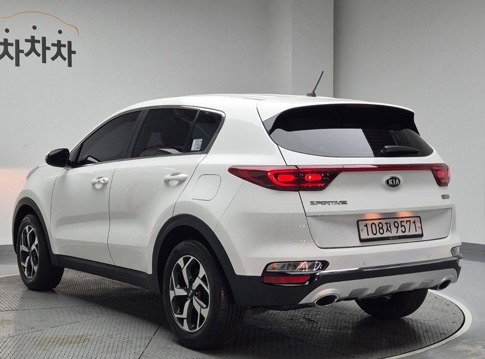 기아 스포티지 1.6 디젤 2WD 사진 2
