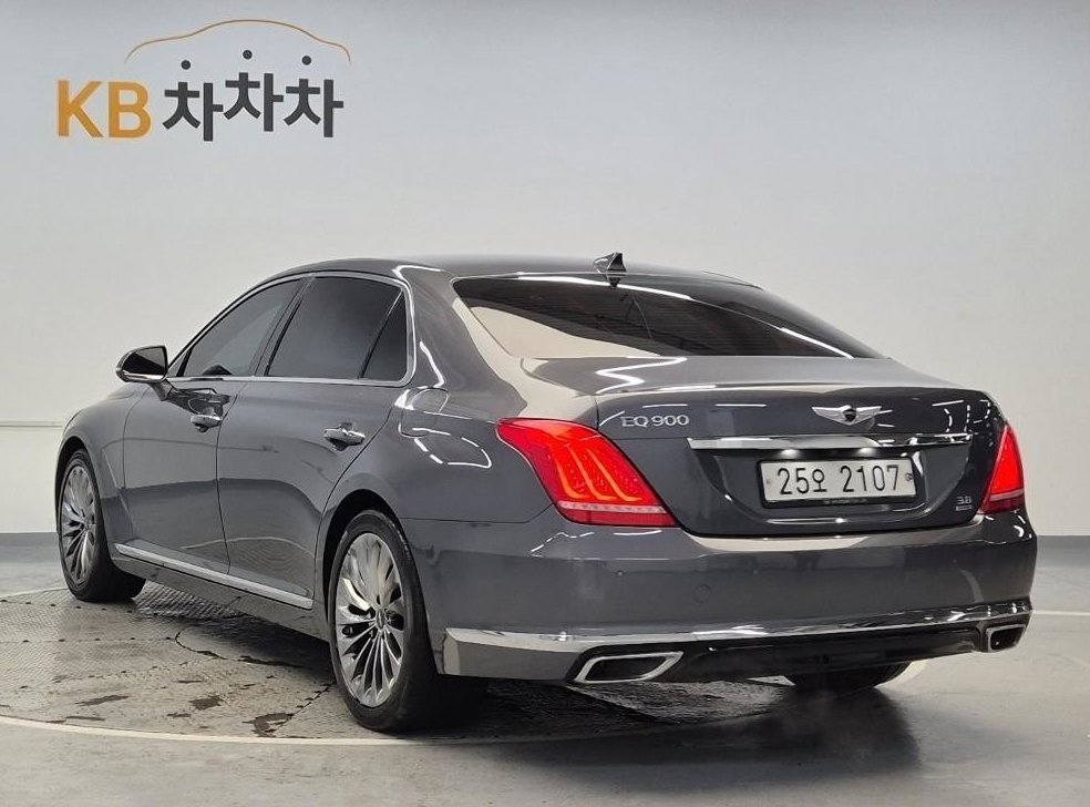 제네시스 EQ900 3.8 GDI AWD 사진 2