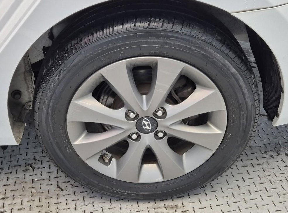 현대 엑센트 1.4VVT 모던 사진 20