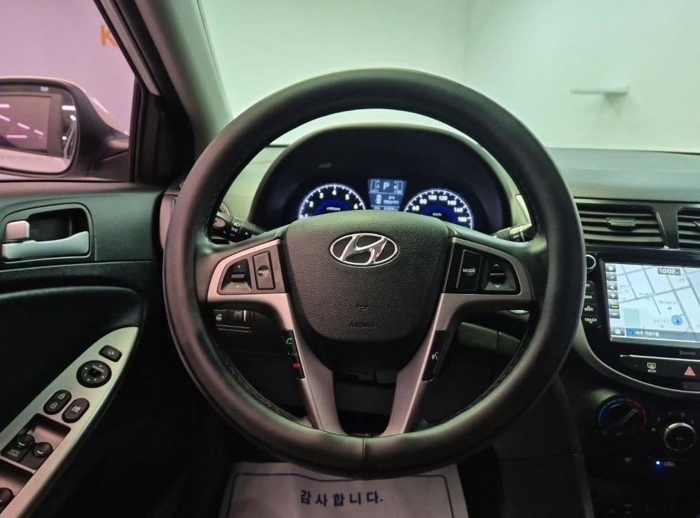 현대 엑센트 1.4VVT 모던 사진 9