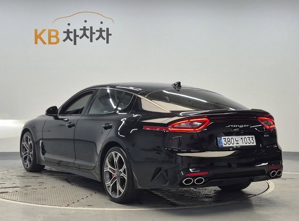 기아 스팅어 가솔린 2.0 터보 AWD 사진 3