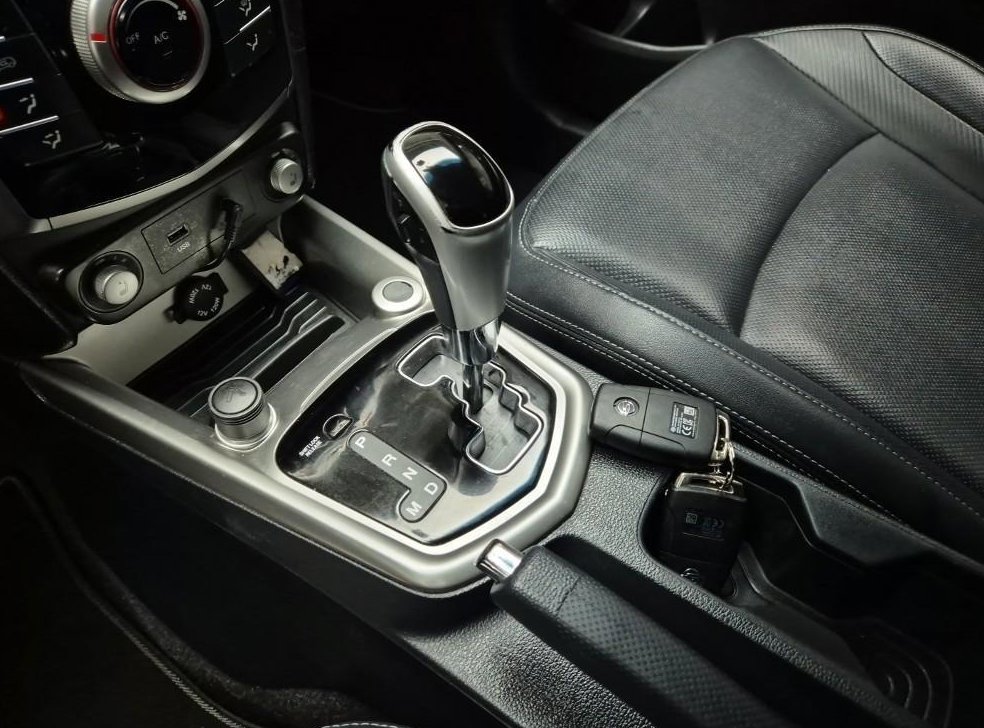 KG모빌리티(쌍용)  티볼리 디젤 2WD 1.6 VX 사진 18