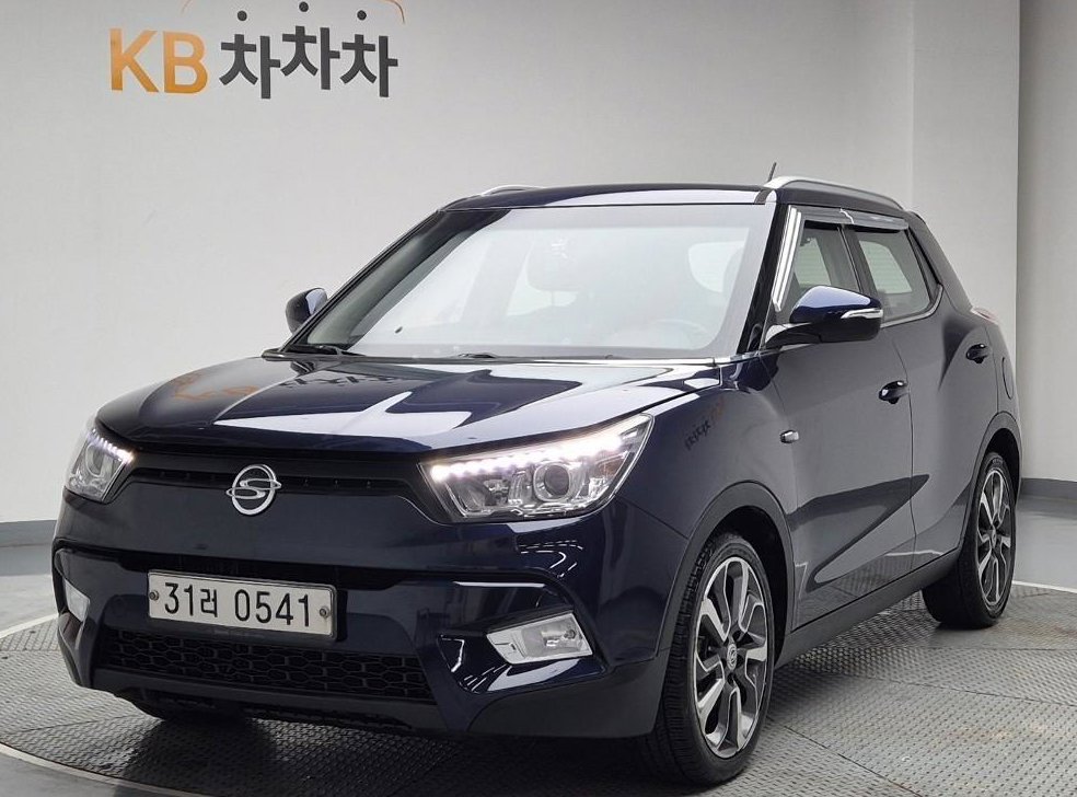 KG모빌리티(쌍용)  티볼리 디젤 2WD 1.6 VX 사진 2