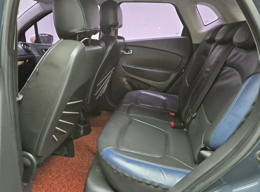 KG모빌리티(쌍용)  티볼리 디젤 2WD 1.6 VX 사진 20