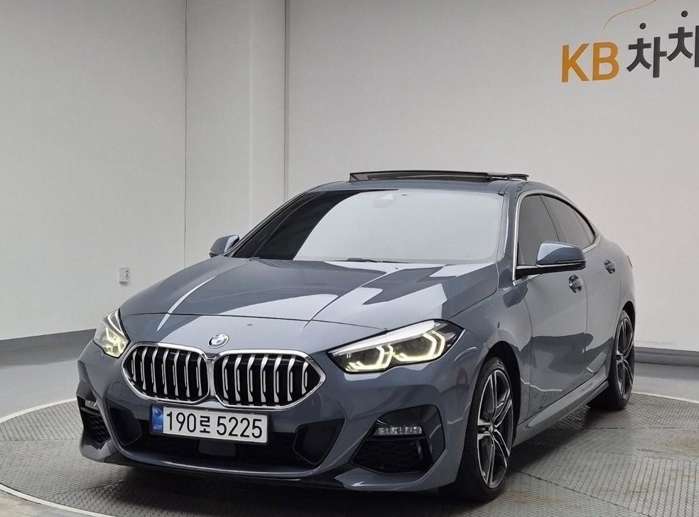 BMW 2시리즈 218d M 스포츠