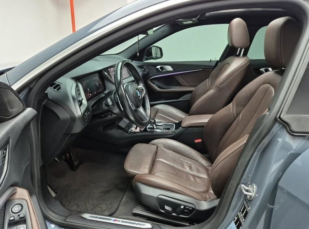 BMW 2시리즈 218d M 스포츠 사진 11