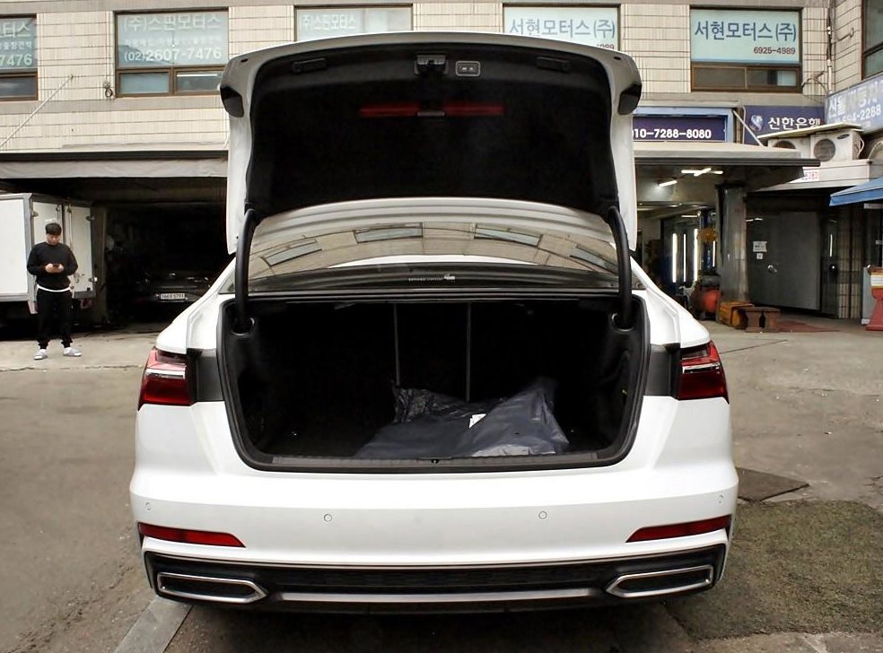 아우디 A6 45 TFSI 콰트로 프리미엄 사진 18