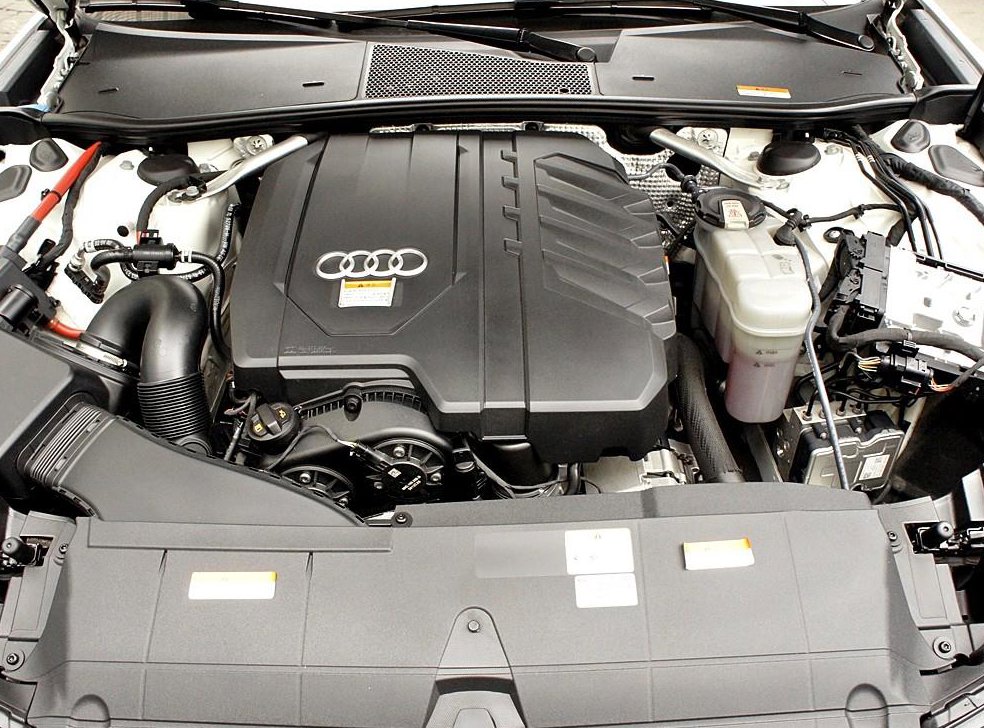 아우디 A6 45 TFSI 콰트로 프리미엄 사진 19