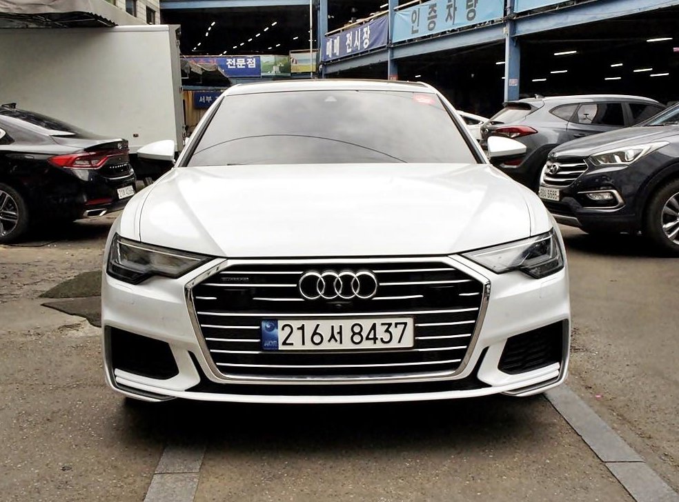 아우디 A6 45 TFSI 콰트로 프리미엄 사진 2