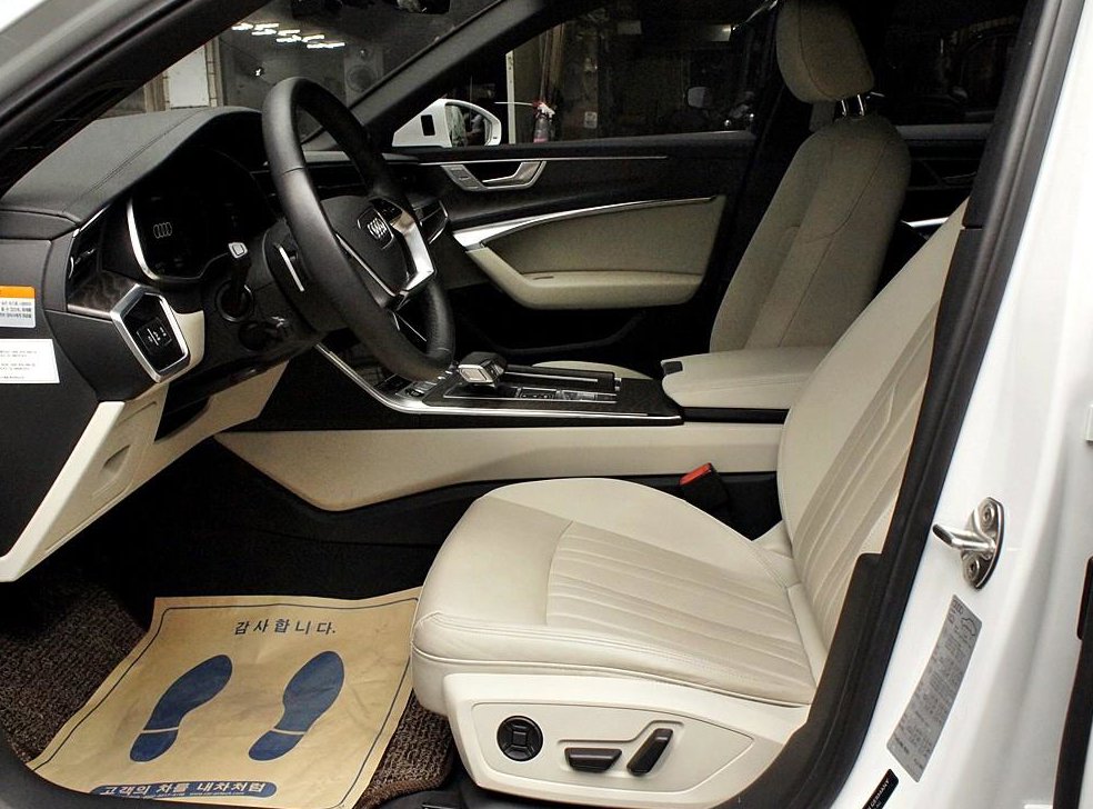 아우디 A6 45 TFSI 콰트로 프리미엄 사진 5