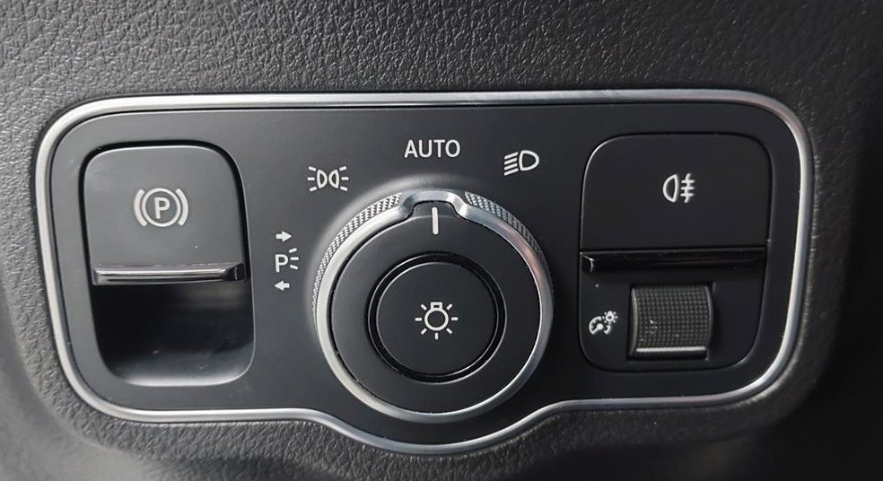 벤츠 GLA 클래스 GLA250 4MATIC 사진 14