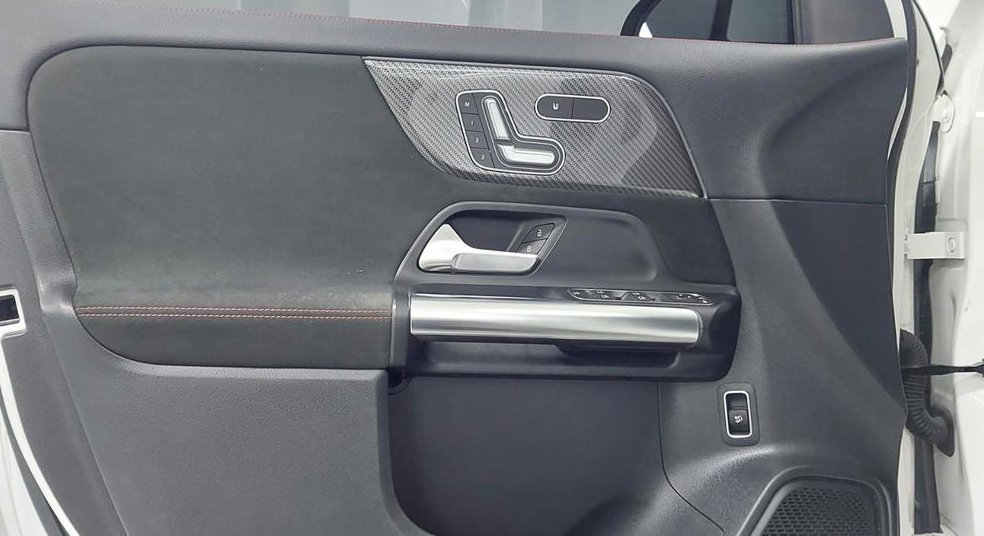 벤츠 GLA 클래스 GLA250 4MATIC 사진 15
