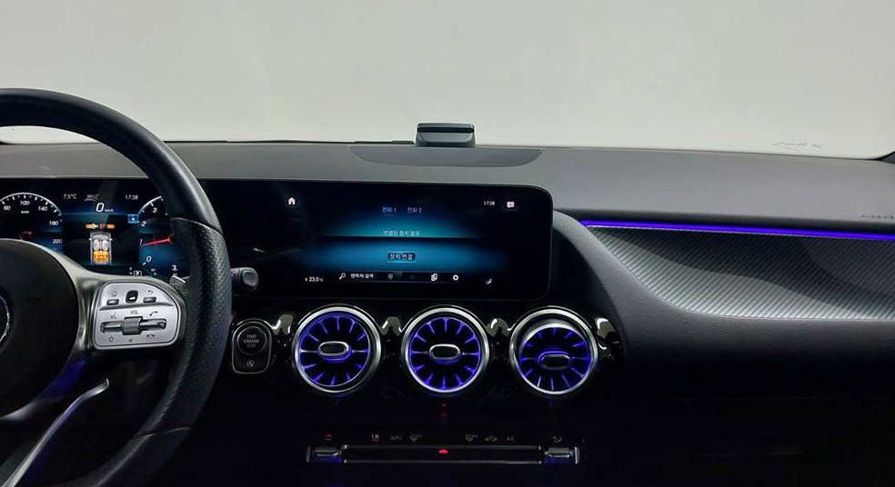벤츠 GLA 클래스 GLA250 4MATIC 사진 8