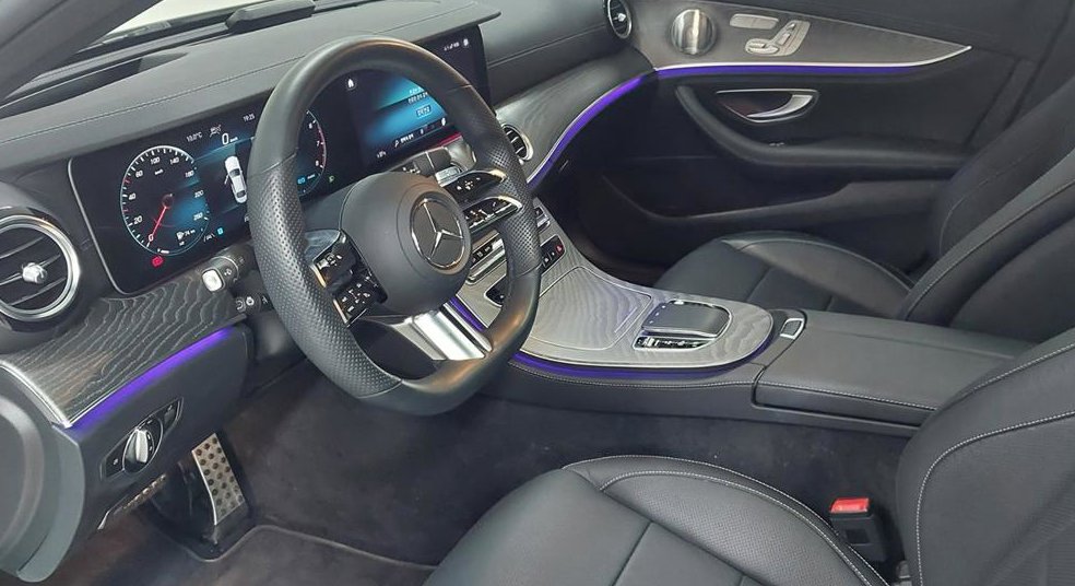 벤츠 E 클래스 E350 4MATIC AMG LINE 사진 12