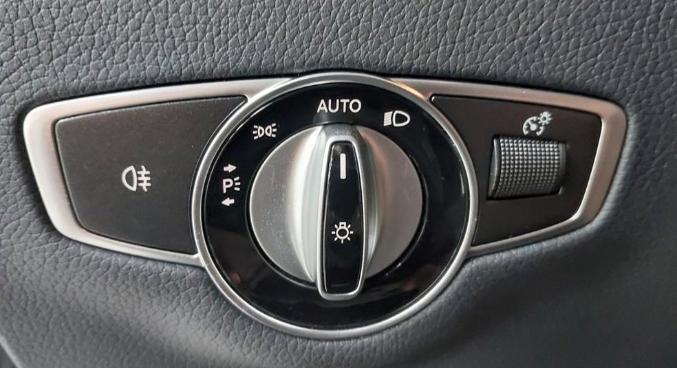 벤츠 E 클래스 E350 4MATIC AMG LINE 사진 15