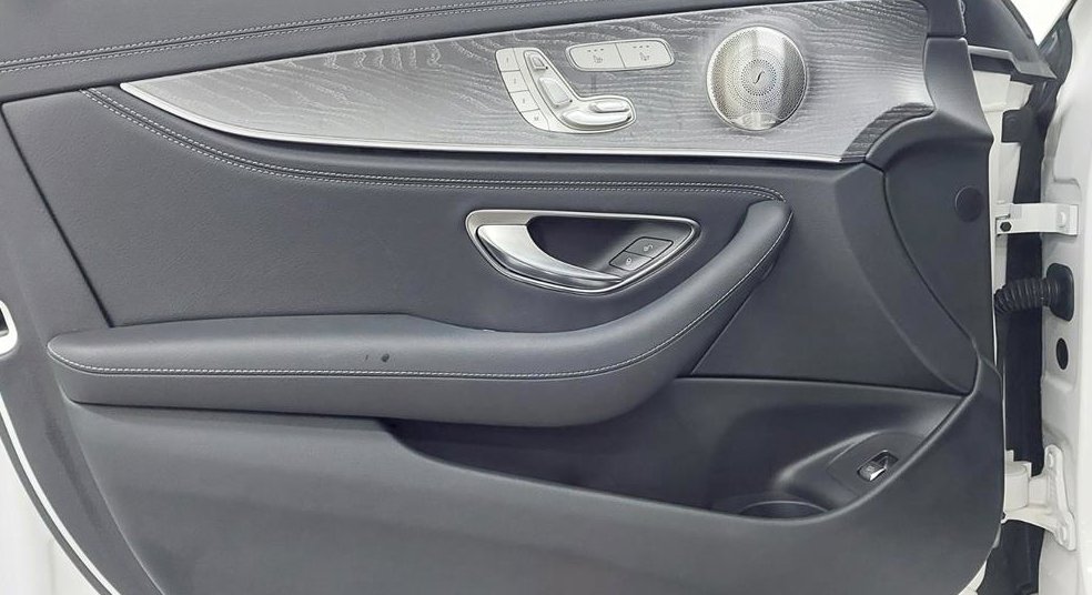 벤츠 E 클래스 E350 4MATIC AMG LINE 사진 16