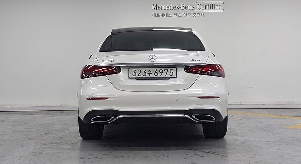 벤츠 E 클래스 E350 4MATIC AMG LINE 사진 19