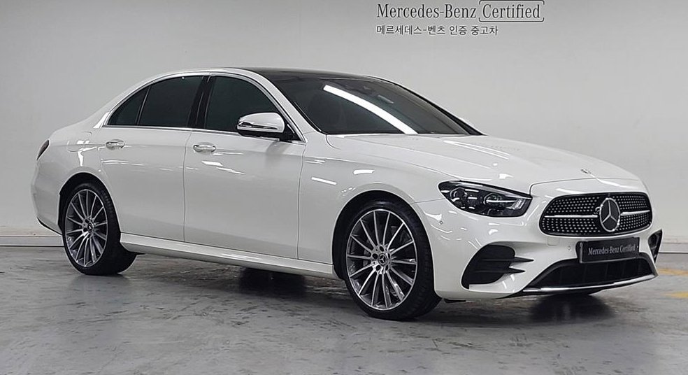 벤츠 E 클래스 E350 4MATIC AMG LINE 사진 3