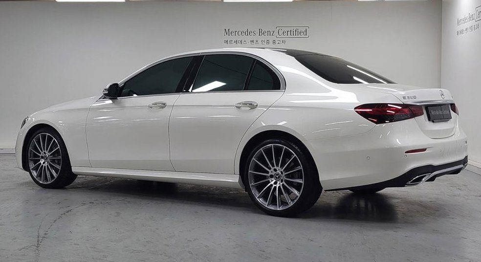 벤츠 E 클래스 E350 4MATIC AMG LINE 사진 7