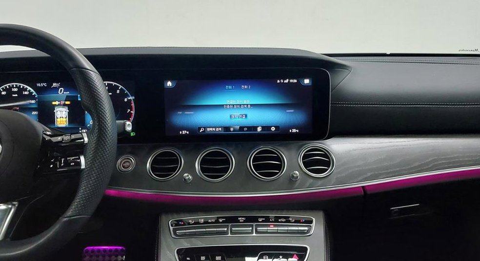 벤츠 E 클래스 E350 4MATIC AMG LINE 사진 9