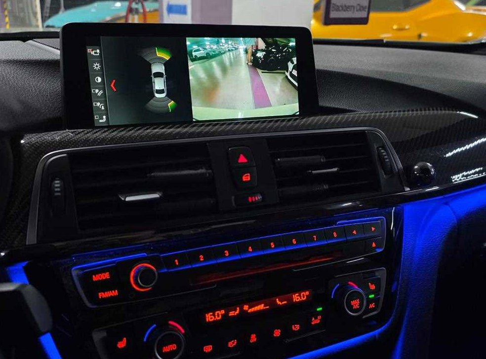 BMW 3시리즈 M3 세단 컴패티션 사진 14