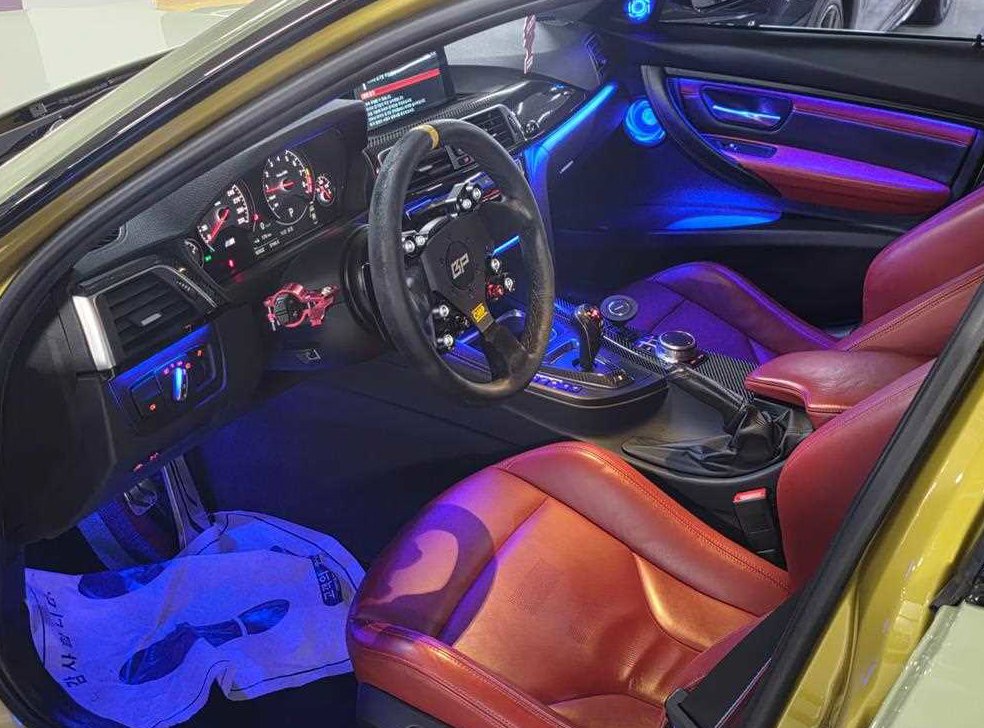 BMW 3시리즈 M3 세단 컴패티션 사진 7