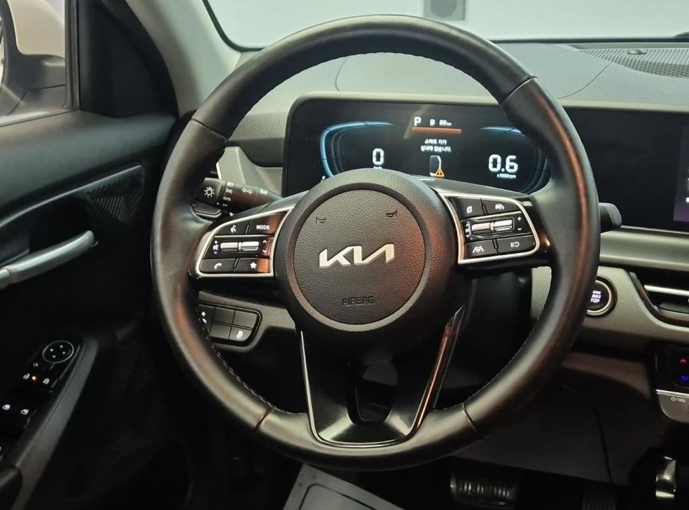 기아 셀토스 가솔린 1.6 터보 2WD 사진 9
