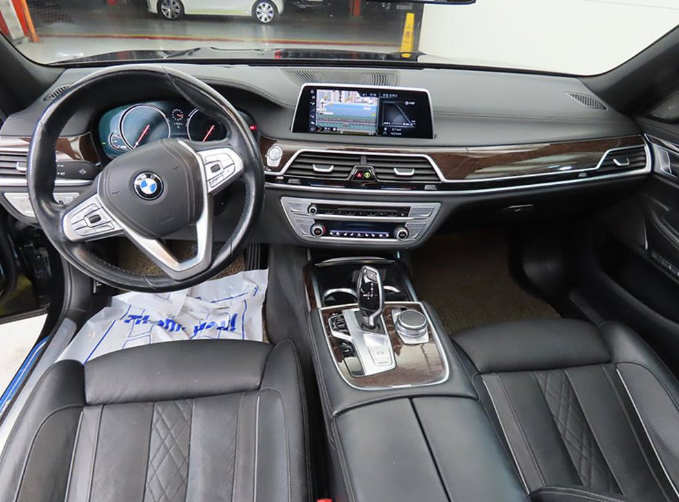 BMW 7시리즈 730d xDrive 사진 7