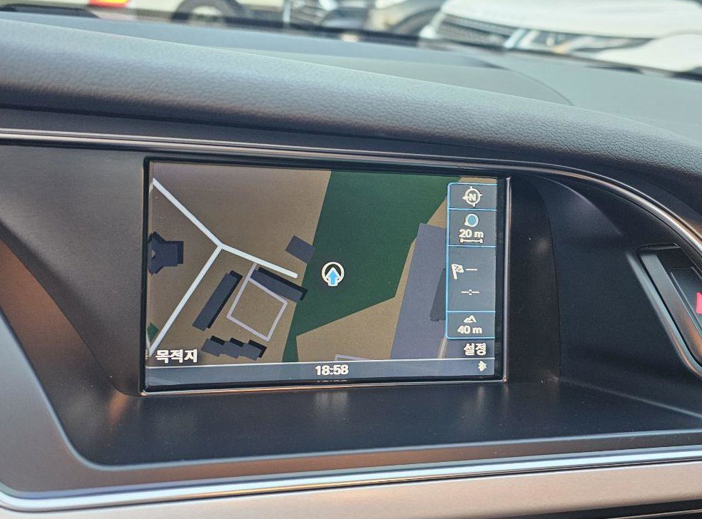 아우디 A4 35 TDI 콰트로 사진 10