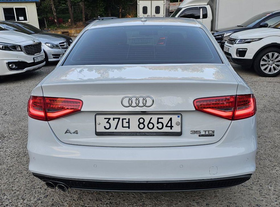 아우디 A4 35 TDI 콰트로 사진 3