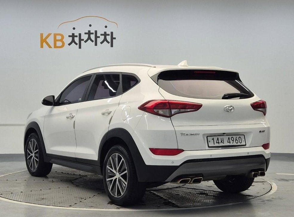 현대 투싼 디젤 1.7 2WD 사진 3