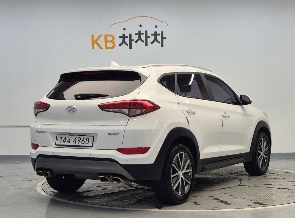 현대 투싼 디젤 1.7 2WD 사진 4