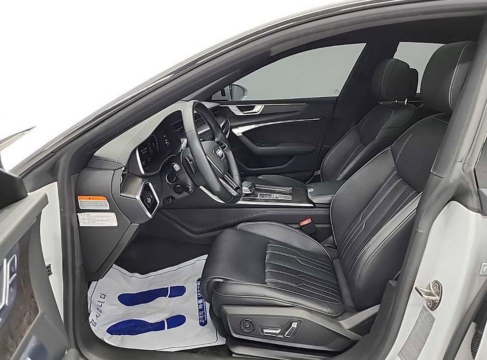 아우디 A7 55 TFSI 콰트로 프리미엄 사진 11