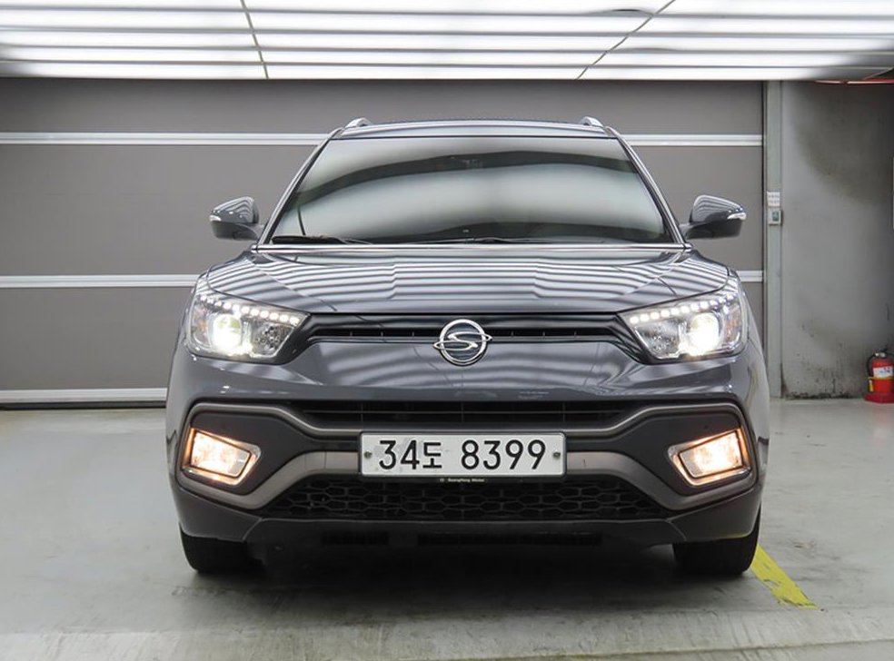 KG모빌리티(쌍용)  티볼리 4WD 디젤 1.6 RX 사진 2