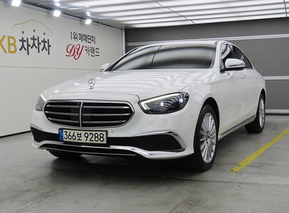 벤츠 E 클래스 E220d 4MATIC 익스클루시브