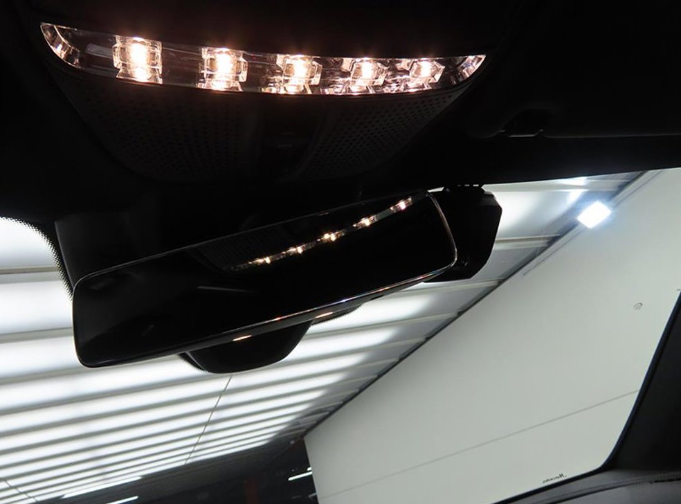 벤츠 E 클래스 E220d 4MATIC 익스클루시브 사진 14