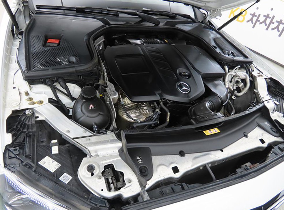 벤츠 E 클래스 E220d 4MATIC 익스클루시브 사진 19