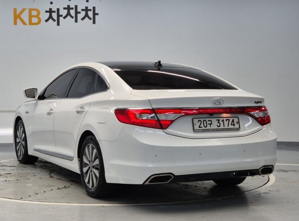 현대 그랜저 PREMIUM 사진 3