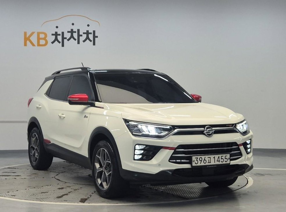 KG모빌리티(쌍용)  코란도 4WD 가솔린 1.5 R-플러스 사진 4