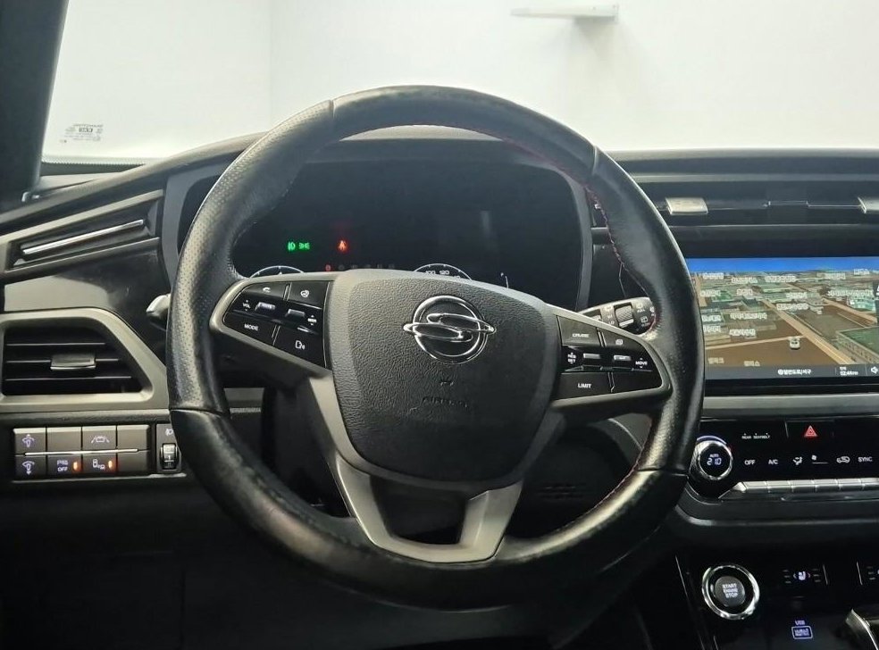 KG모빌리티(쌍용)  코란도 4WD 가솔린 1.5 R-플러스 사진 9
